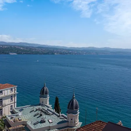 Penthouse At Mascagni Apartment Opatija